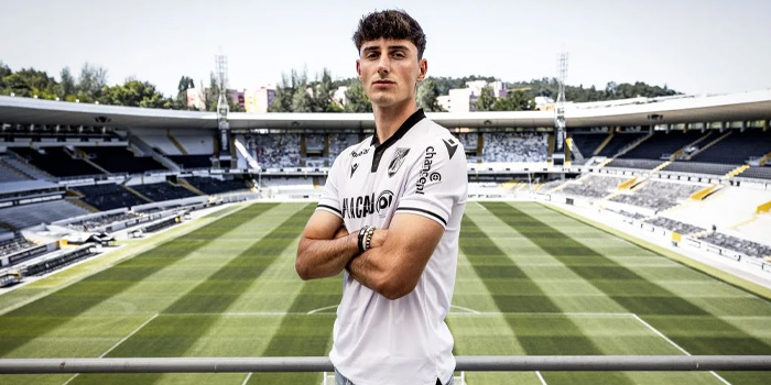 Óscar Rivas - Vitória SC Guimarães Sukses Memikat Bek Tengah Dari AD Alcorcón