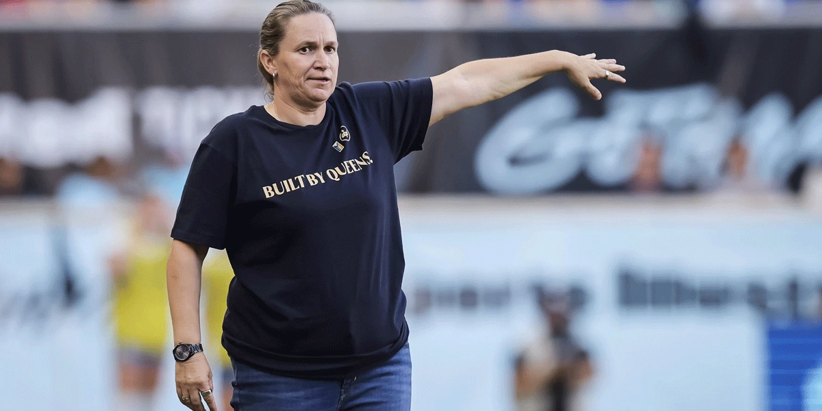 Laura Harvey Akui Gunakan ChatGPT untuk Menemukan Formasi Sukses Reign FC